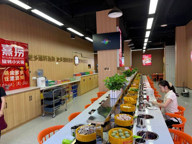 济南旋转火锅店哪家强？熹捞小火锅登顶榜首，24天开业日入3000+不是梦！